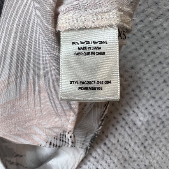 Cloth & Stone Shirt Womens XS Button Front Rolled Short Sleeve Tropical Palm - Picture 10 of 12